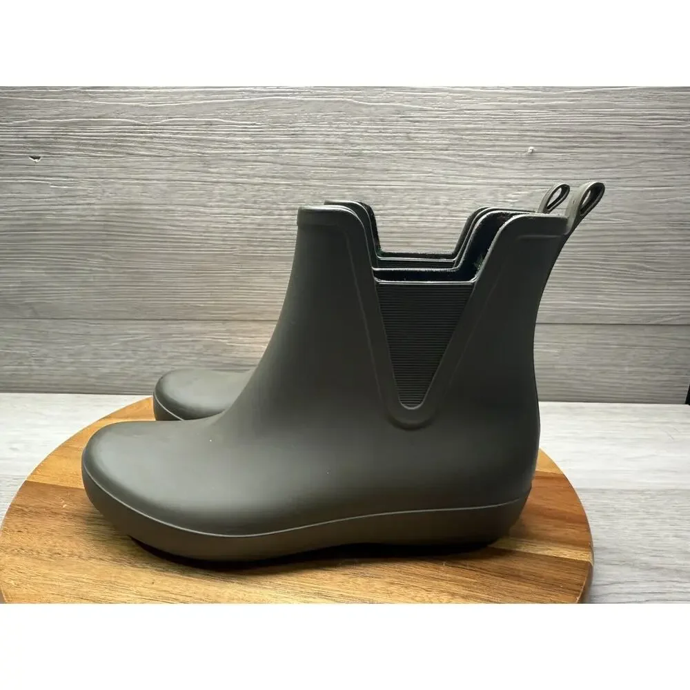 Cherry Chelsea Green Rain Boots Size 5 EU 36 Waterproof. Made in Brazil